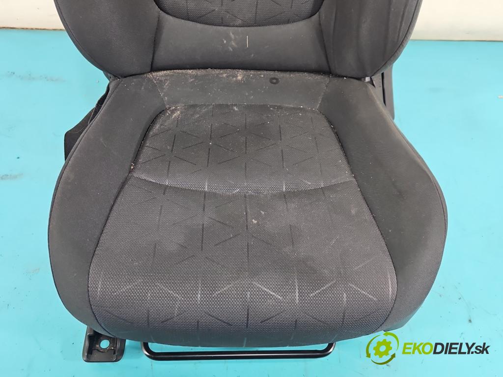 Toyota Rav4 V 2018- 2.5 hybrid 178HP: automatic 131 kW 2487 cm3 5- Sedačka ľavý  (Sedadlo)