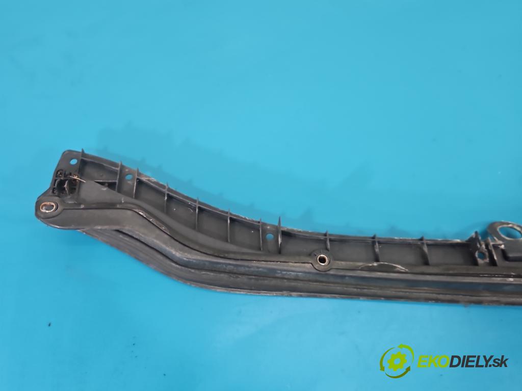 Alfa romeo Giulietta 1.4 T 170 HP manual 125 kW 1368 cm3 5- torpédo 50513405 (Torpédo (plast pod čelným sklom))