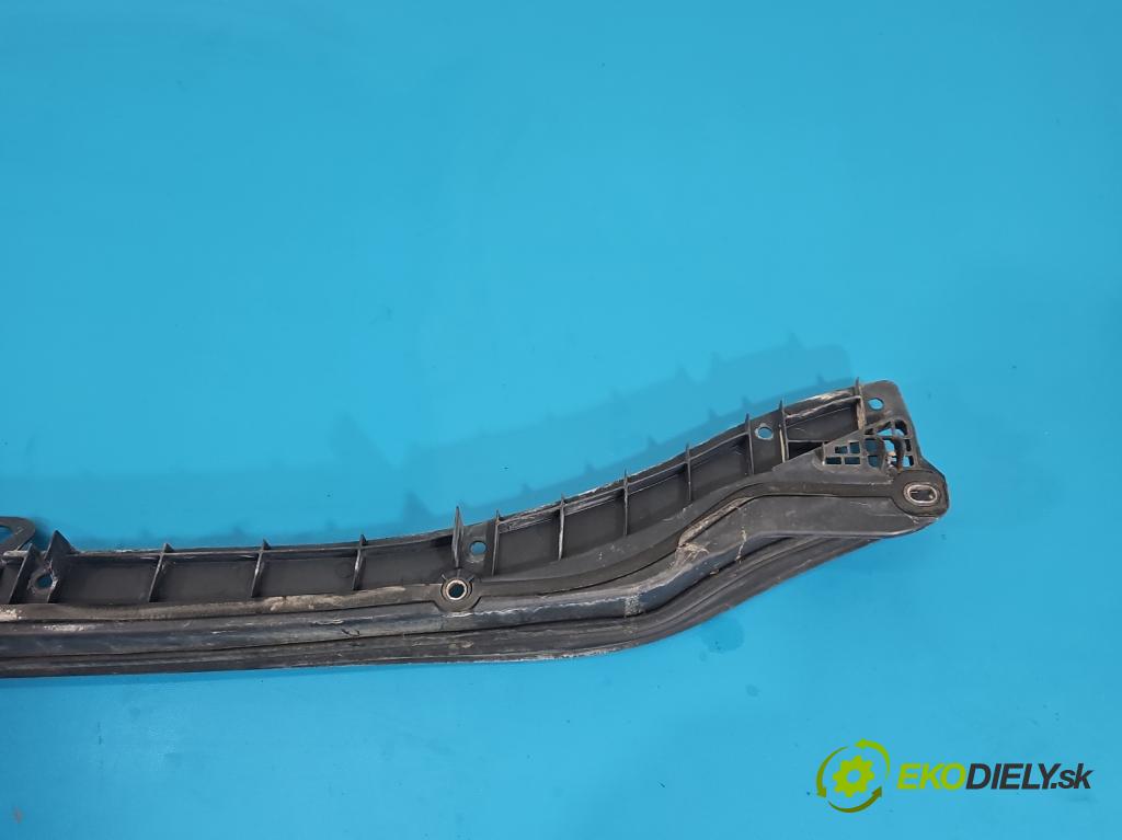 Alfa romeo Giulietta 1.4 T 170 HP manual 125 kW 1368 cm3 5- torpédo 50513405 (Torpédo (plast pod čelným sklom))