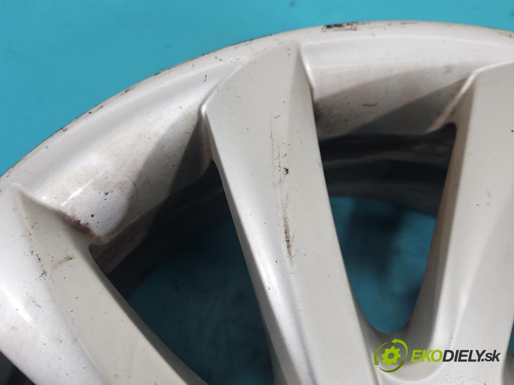 Alfa romeo Giulietta 1.4 T 170 HP manual 125 kW 1368 cm3 5- Disk hliník 17"