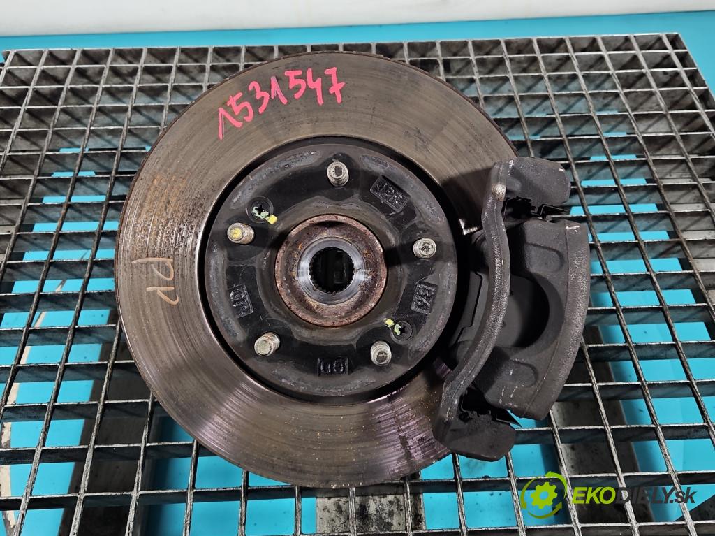 Hyundai I30 III 2016- 1.5 DPI 16V 110 hp manual 80.9 kW 1498 cm3 5- náboj pravé  (Náboj kola)