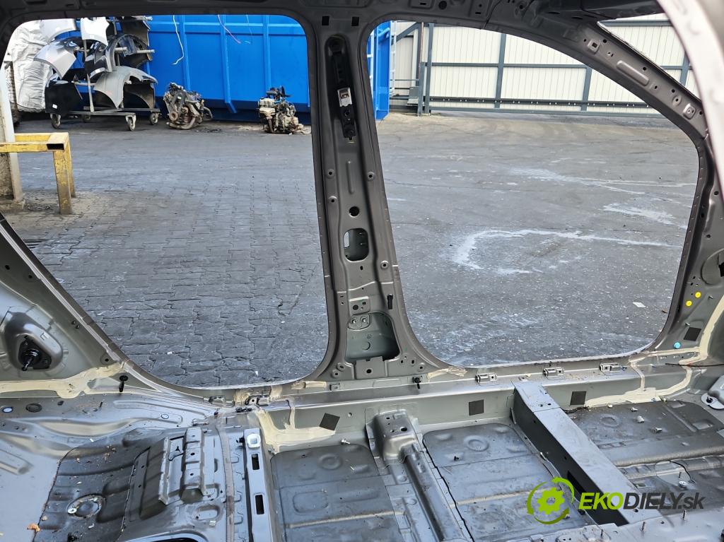 Hyundai I30 III 2016- 1.5 DPI 16V 110 hp manual 80.9 kW 1498 cm3 5- práh levý  (Karoserie ostatní)