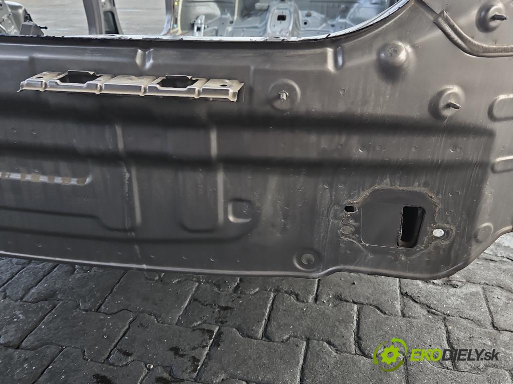 Hyundai I30 III 2016- 1.5 DPI 16V 110 HP manual 80.9 kW 1498 cm3 5- pas zadní: