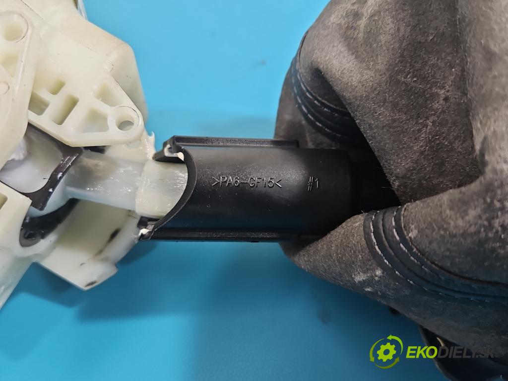 Hyundai I30 III 2016- 1.5 DPI 16V 110 HP manual 80.9 kW 1498 cm3 5- Páka: Změny: stupeň,rýchlosť 43700-04120TUQ (Rýchlostná páka (kulisa))