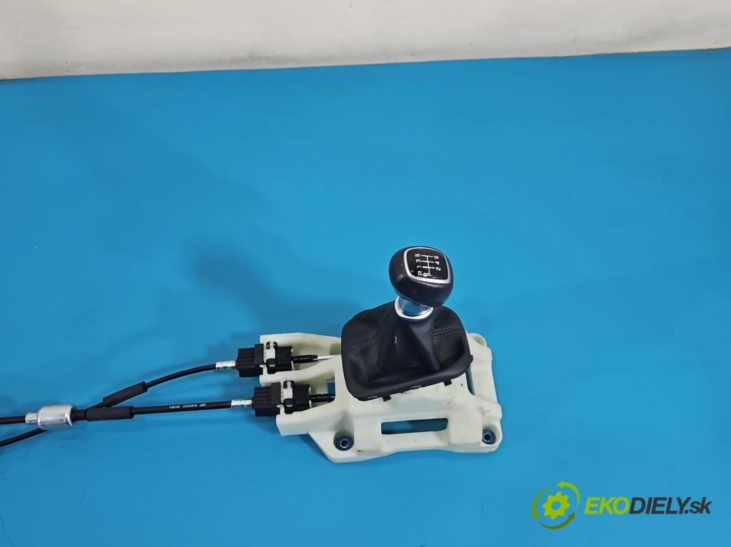 Hyundai I30 III 2016- 1.5 DPI 16V 110 HP manual 80.9 kW 1498 cm3 5- Páka: Změny: stupeň,rýchlosť 43700-04120TUQ (Rýchlostná páka (kulisa))