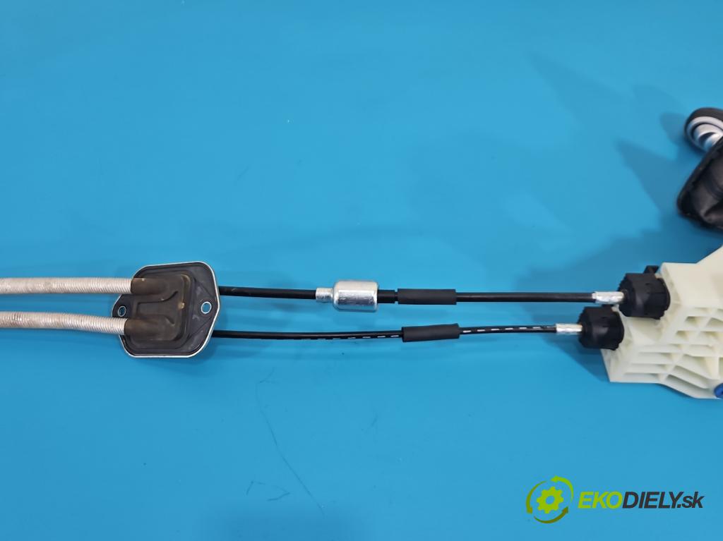 Hyundai I30 III 2016- 1.5 DPI 16V 110 HP manual 80.9 kW 1498 cm3 5- Páka: Změny: stupeň,rýchlosť 43700-04120TUQ (Rýchlostná páka (kulisa))