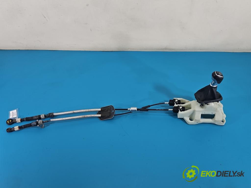 Hyundai I30 III 2016- 1.5 DPI 16V 110 HP manual 80.9 kW 1498 cm3 5- Páka: Změny: stupeň,rýchlosť 43700-04120TUQ (Rýchlostná páka (kulisa))