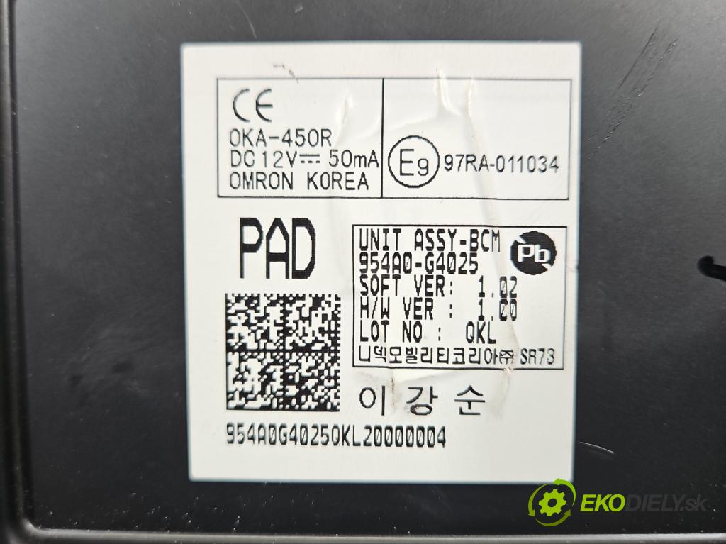 Hyundai I30 III 2016- 1.5 DPI 16V 110 HP manual 80.9 kW 1498 cm3 5- riadiaca jednotka komfortu 954A0-G4025