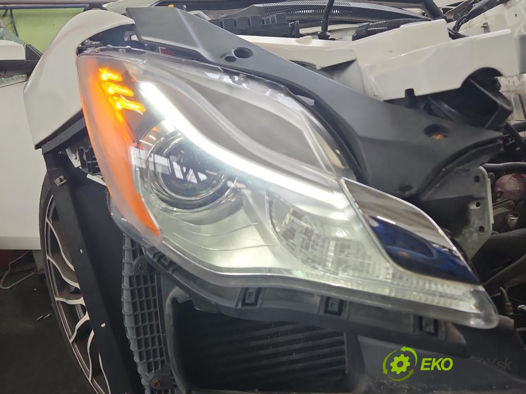 Maserati Quattroporte VI 13- 3.0 V6 automatic 301 kW 2979 cm3 4- Reflektor: pravý 00670104198 (Svetlo predné pravé)