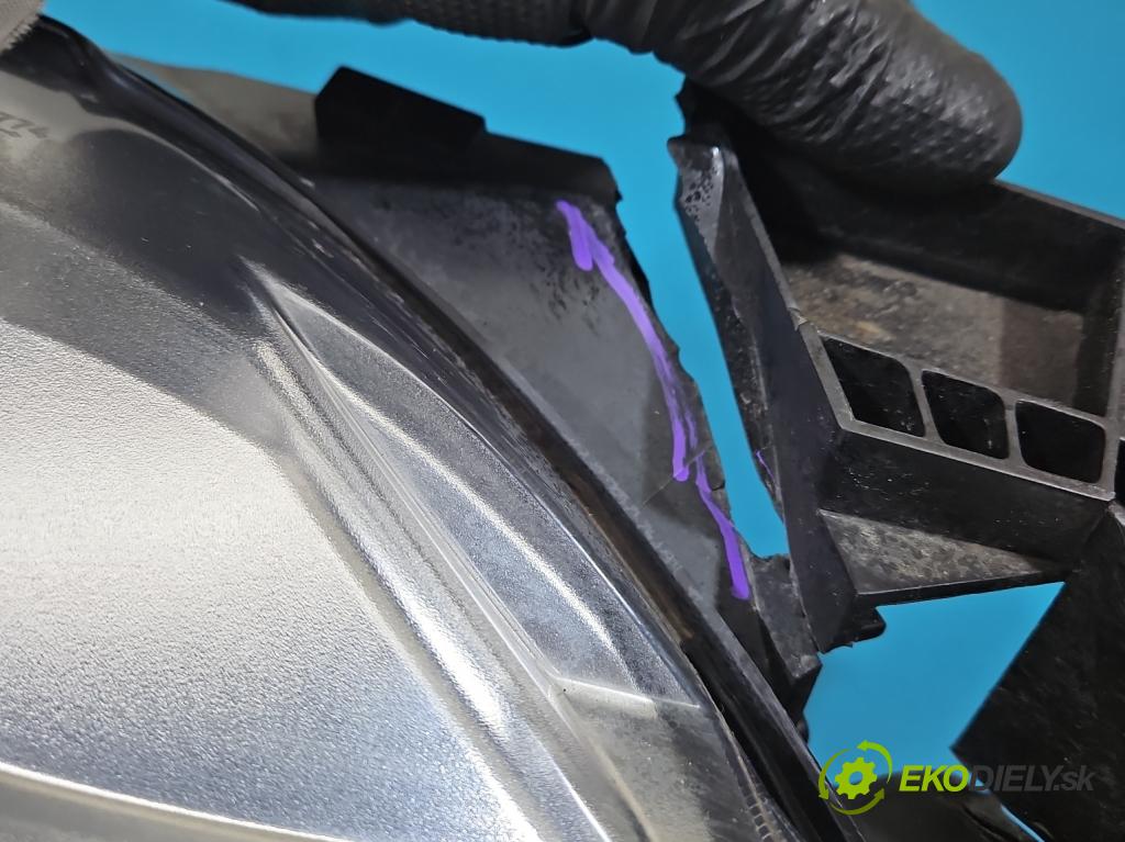 Maserati Quattroporte VI 13- 3.0 V6 automatic 301 kW 2979 cm3 4- Reflektor: pravý 00670104198 (Svetlo predné pravé)