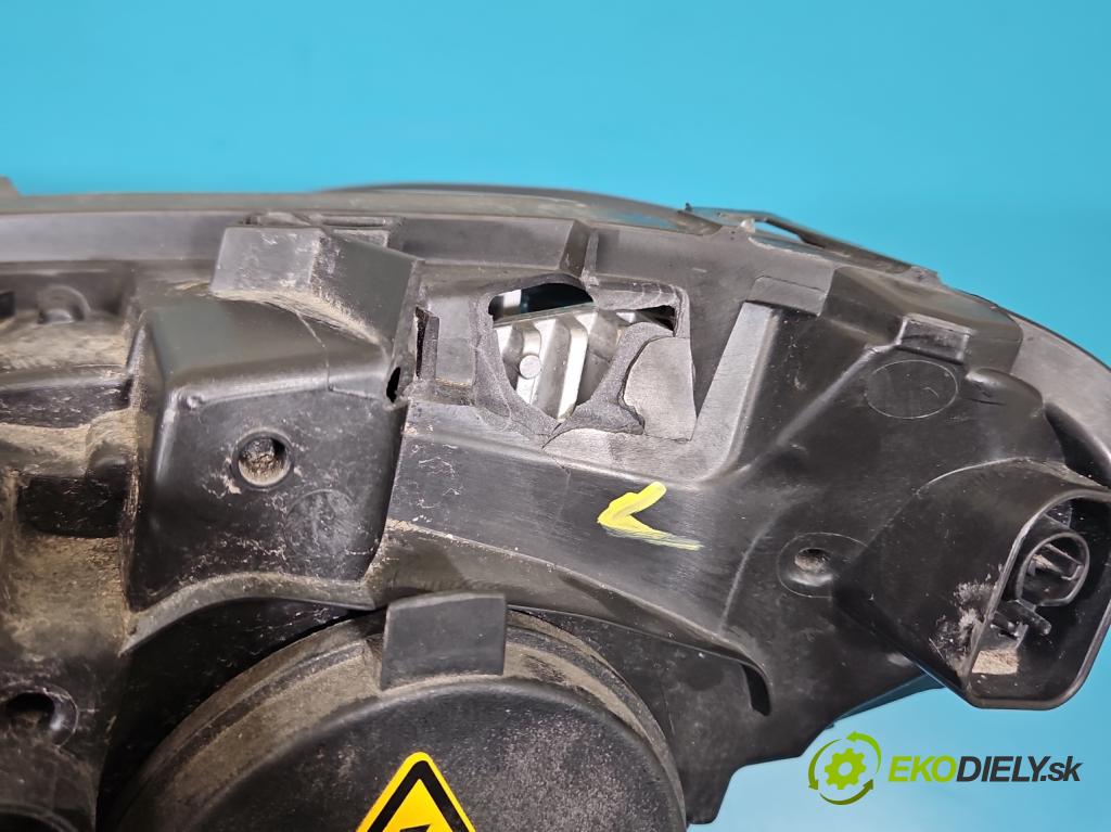 Maserati Quattroporte VI 13- 3.0 V6 automatic 301 kW 2979 cm3 4- Reflektor: pravý 00670104198 (Svetlo predné pravé)