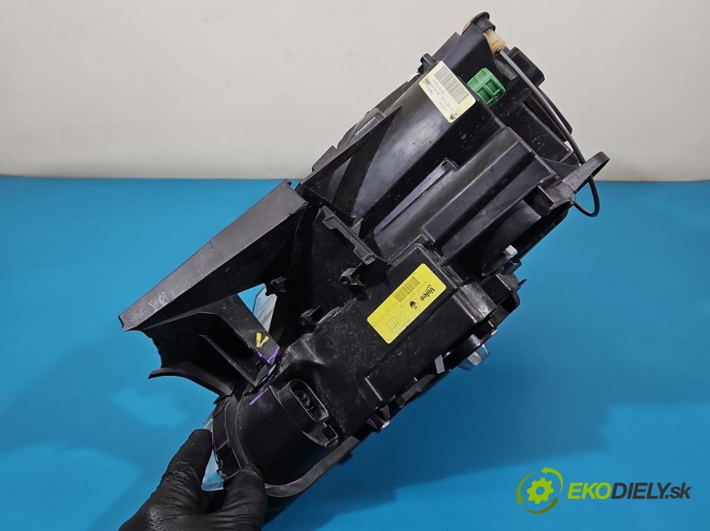 Maserati Quattroporte VI 13- 3.0 V6 automatic 301 kW 2979 cm3 4- Reflektor: pravý 00670104198 (Svetlo predné pravé)