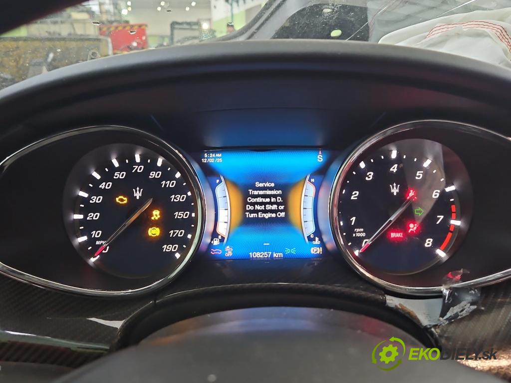 Maserati Quattroporte VI 13- 3.0 V6 automatic 301 kW 2979 cm3 4- prístrojovka/ budíky 670100133 (Prístrojová doska)