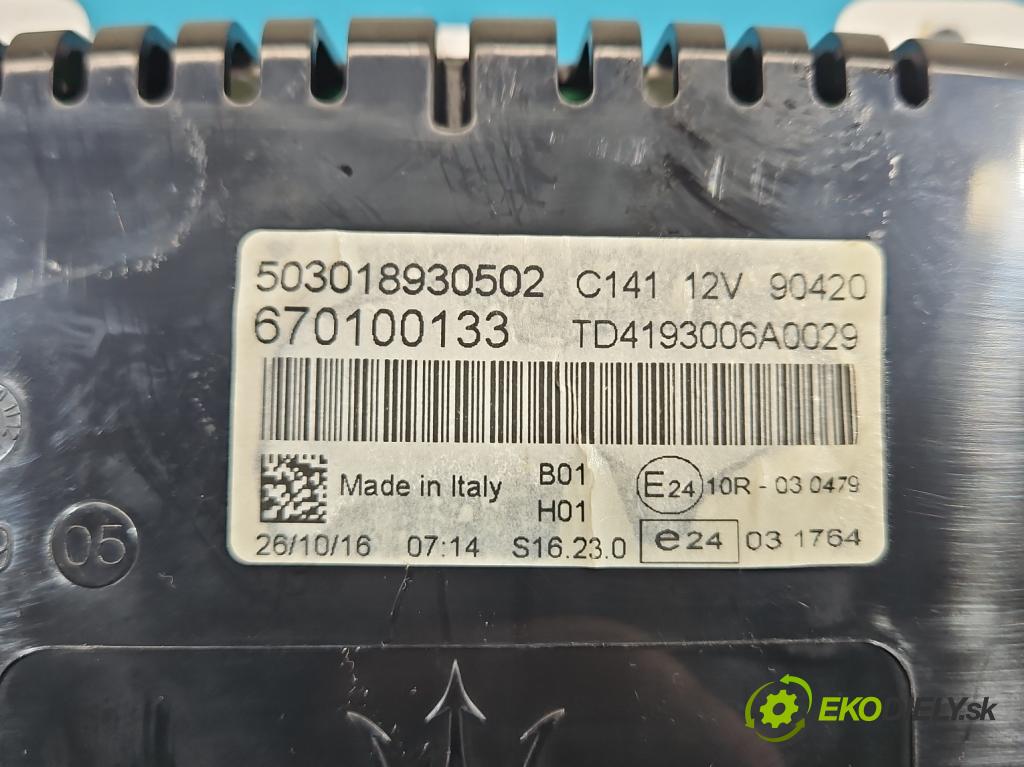 Maserati Quattroporte VI 13- 3.0 V6 automatic 301 kW 2979 cm3 4- prístrojovka/ budíky 670100133 (Prístrojová doska)