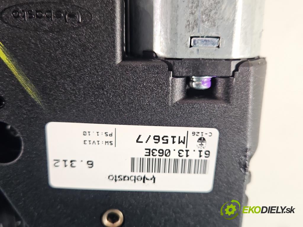 Maserati Quattroporte VI 13- 3.0 V6 automatic 301 kW 2979 cm3 4- Střešní okno: 06700446370 (Sklo karoserie)