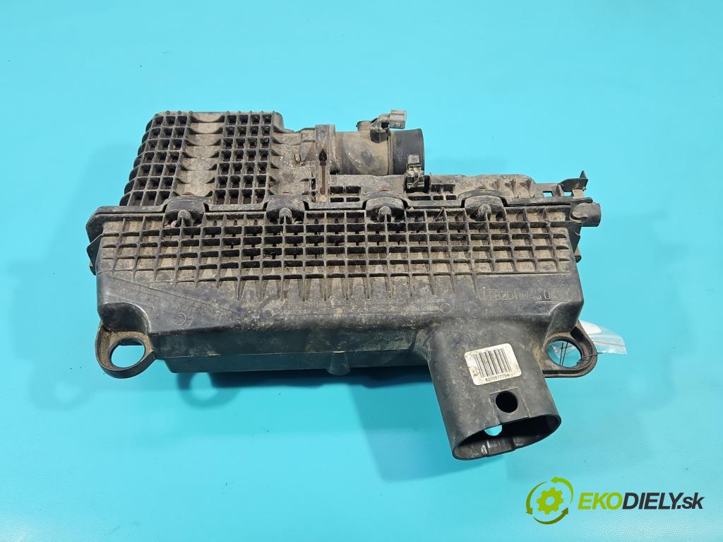 Renault Twingo II 2007-2014 1.5 dci 64 HP manual 47 kW 1461 cm3 3- obal filtra vzduchu 8200977794 (Obal vzduchového filtra)