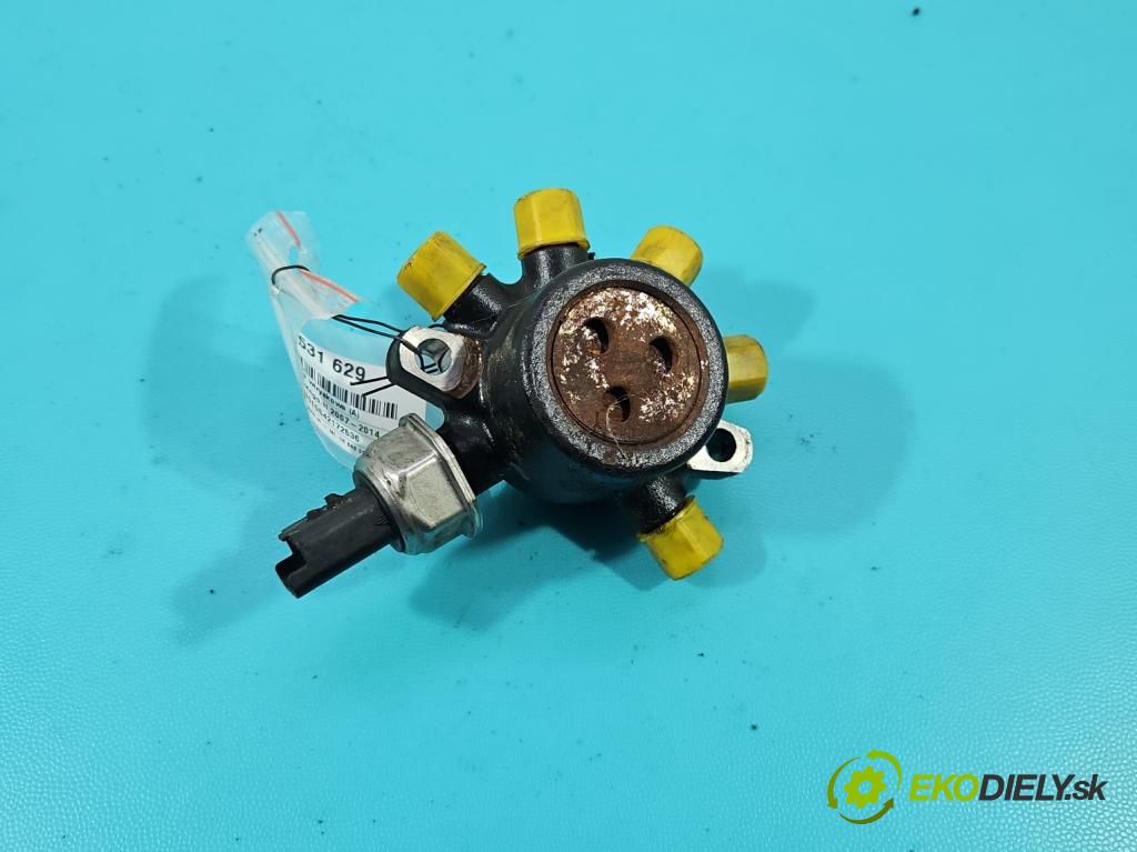 Renault Twingo II 2007-2014 1.5 dci 64 HP manual 47 kW 1461 cm3 3- lišta vstrekovacia R9144Z070B (Vstrekovacia lišta)