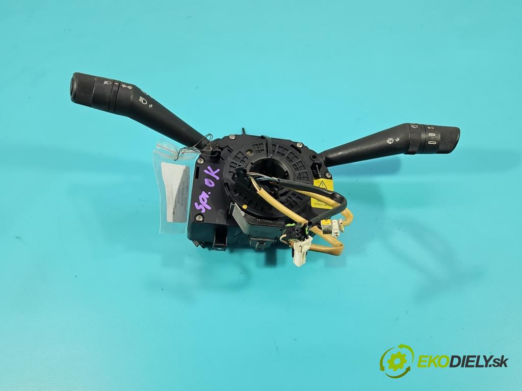 Fiat Punto Grande 1.4 8v 77 HP manual 57 kW 1368 cm3 5- prepínač komplex: 7354104240 (Prepínacie páčky pod volantom)