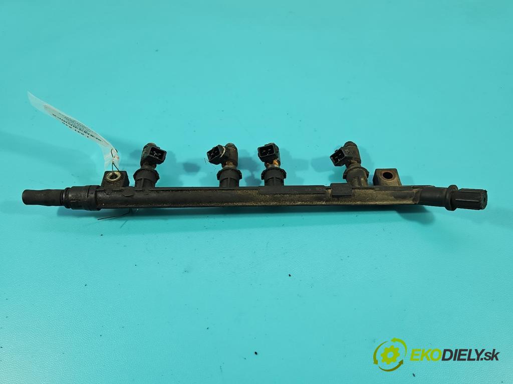 Fiat Punto Grande 1.4 8v 77 hp manual 57 kW 1368 cm3 5- vstřikovač IWP160 (Vstřikovač paliva)