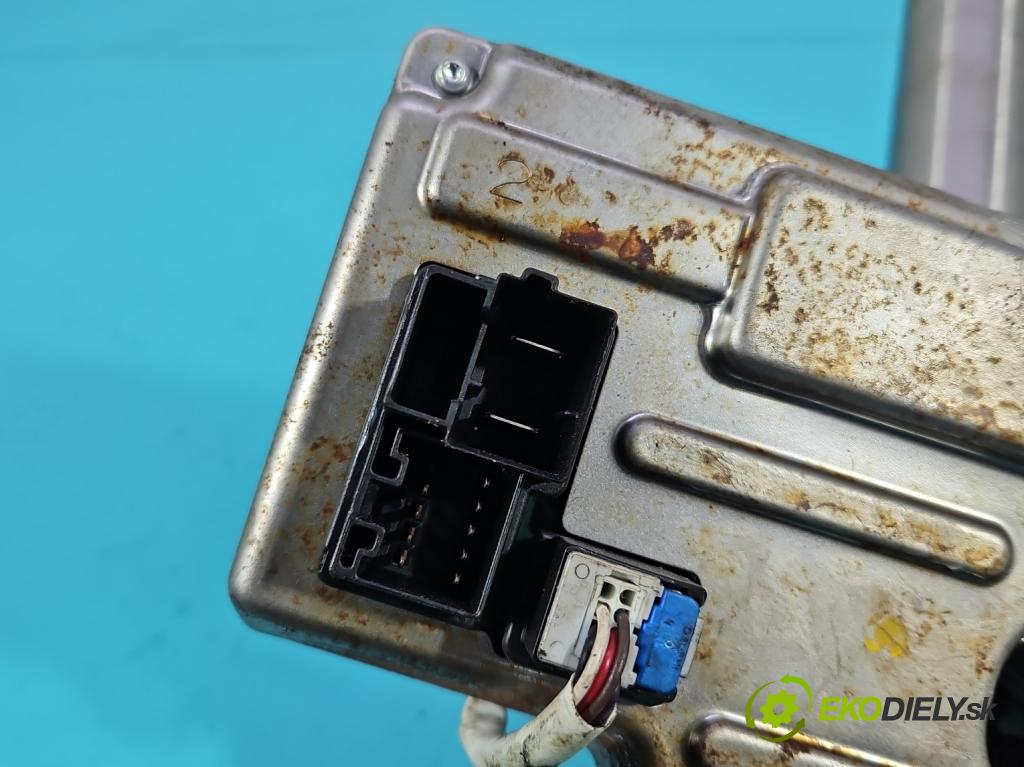 Fiat Punto Grande 1.4 8v 77 hp manual 57 kW 1368 cm3 5- čerpadlo posilovač 26117861 (Servočerpadlo)