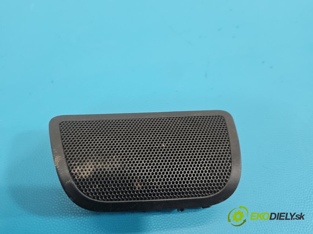 Audi A4 B6 2000-2004 1.9 tdi 131 HP manual 96 kW 1896 cm3 5- reproduktory komplet 8E9035223