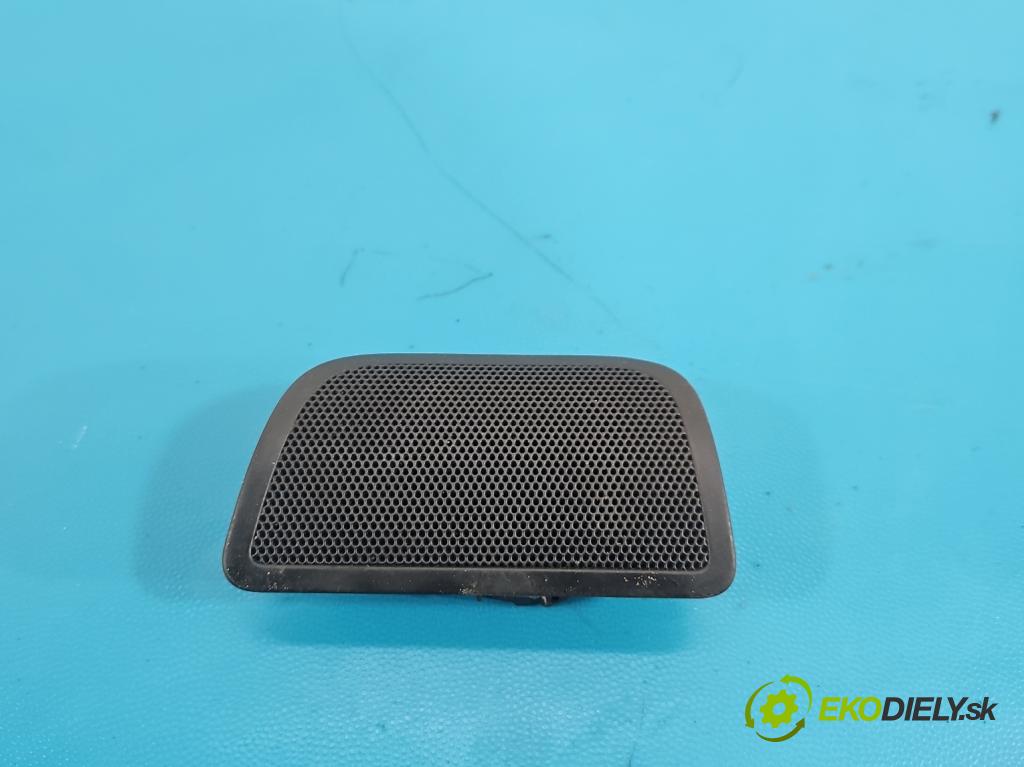 Audi A4 B6 2000-2004 1.9 tdi 131 HP manual 96 kW 1896 cm3 5- reproduktory komplet 8E9035223