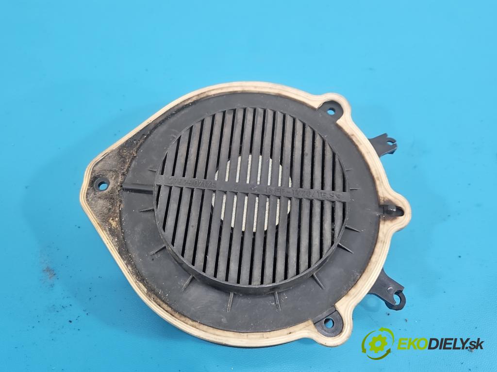 Audi A4 B6 2000-2004 1.9 tdi 131 HP manual 96 kW 1896 cm3 5- reproduktory komplet 8E9035223