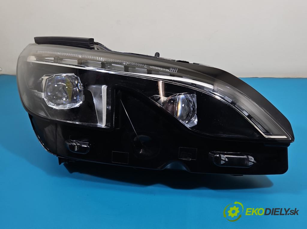 Peugeot 3008 II 2016-2023 1.6 T 300 hp automatic 221 kW 1598 cm3 5- světlo pravý 9837759580 (Pravé přední světlo)