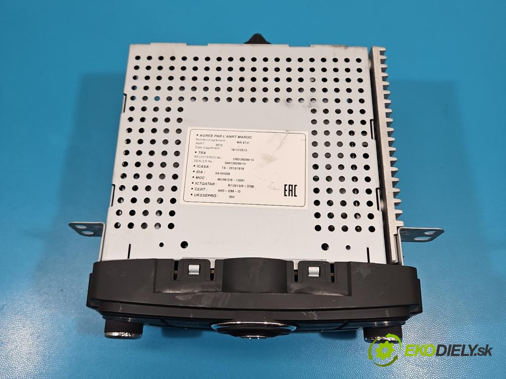 Opel Corsa E 2014-2019 1.4 16V 90 HP manual 66 kW 1398 cm3 5- Radio originál 39146279