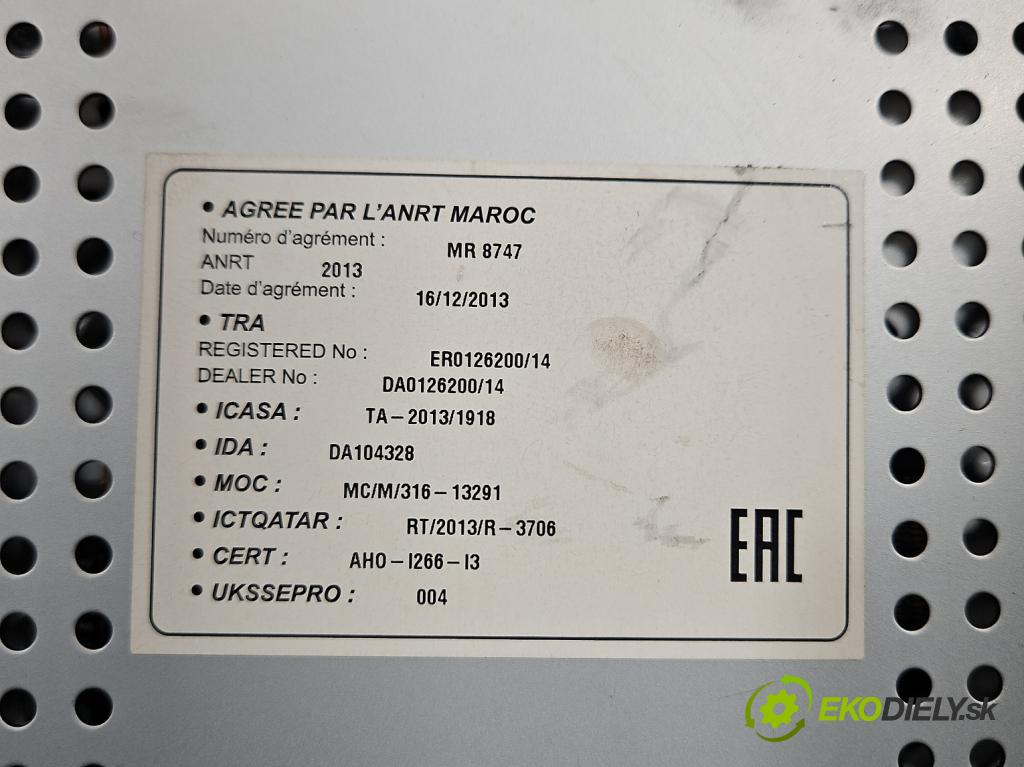 Opel Corsa E 2014-2019 1.4 16V 90 HP manual 66 kW 1398 cm3 5- Radio originál 39146279