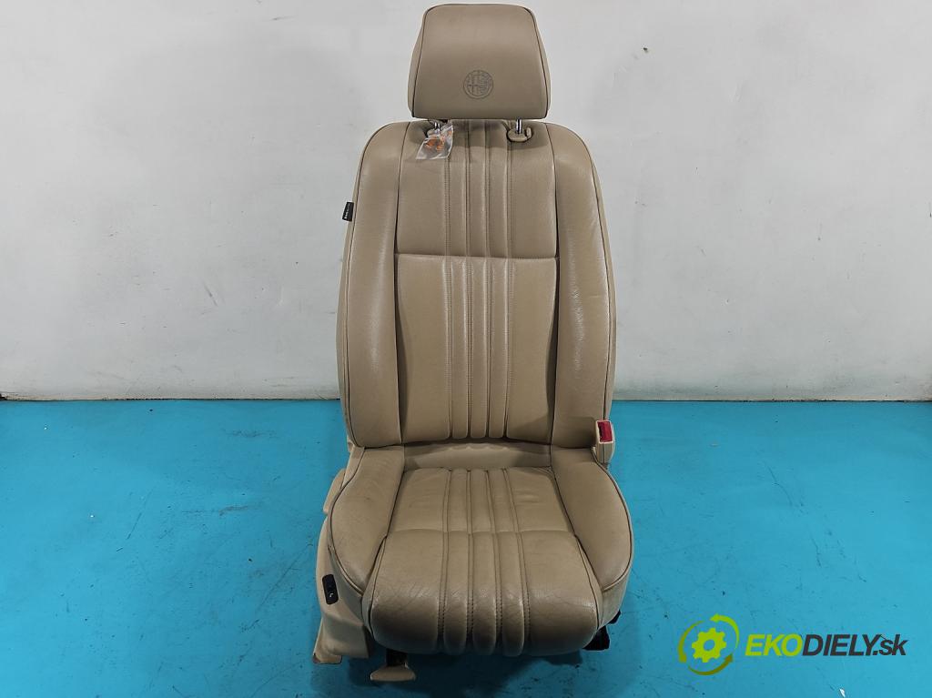 Alfa romeo 159 1.9 JTS 160 hp manual 118 kW 1859 cm3 4- sedačke: komplet