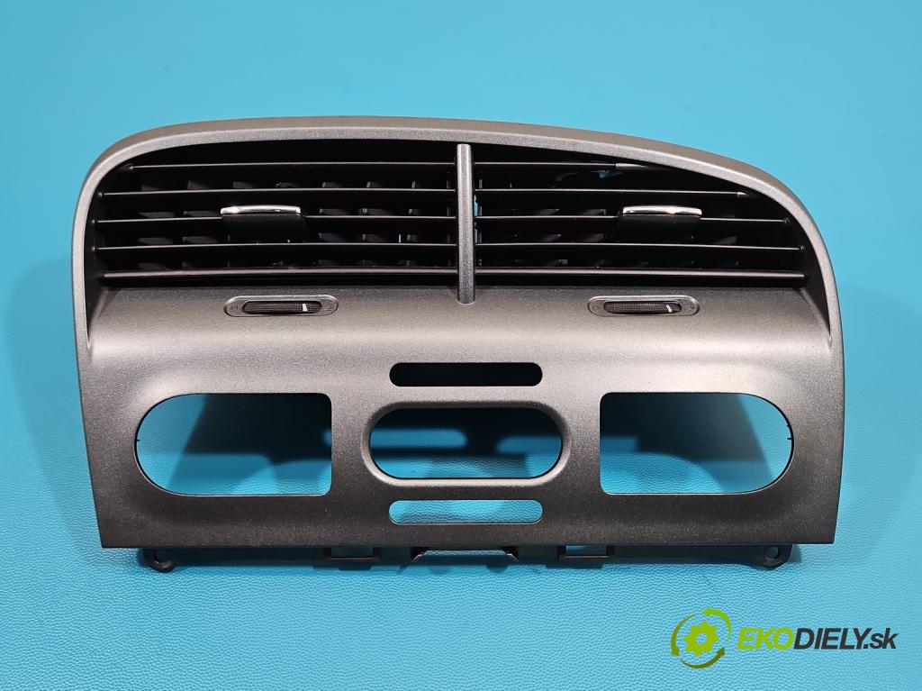 Seat Altea 1.9 tdi (BXE) 105 hp manual 77 kW 1896 cm3 5- Mřížka: topení medián: 5P1819110J (Mřížka topení)