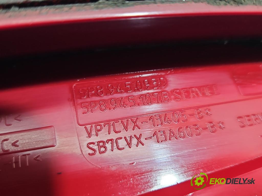Seat Altea 1.9 tdi (BXE) 105 HP manual 77 kW 1896 cm3 5- svetlo / reflektor zadné ľavé 5P8945093D (Kľučka dverí ostatné)