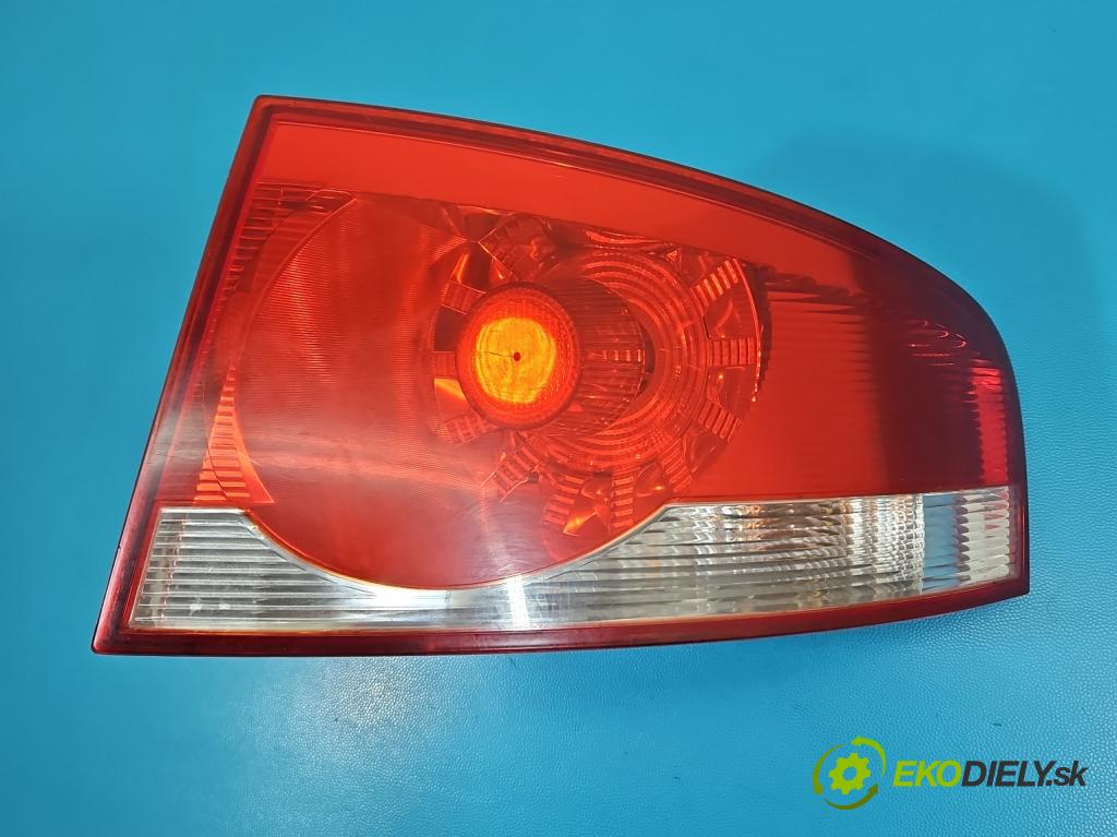 Seat Altea 1.9 tdi (BXE) 105 HP manual 77 kW 1896 cm3 5- svetlo / reflektor zadné pravé 5P8945096A (Kľučka dverí ostatné)