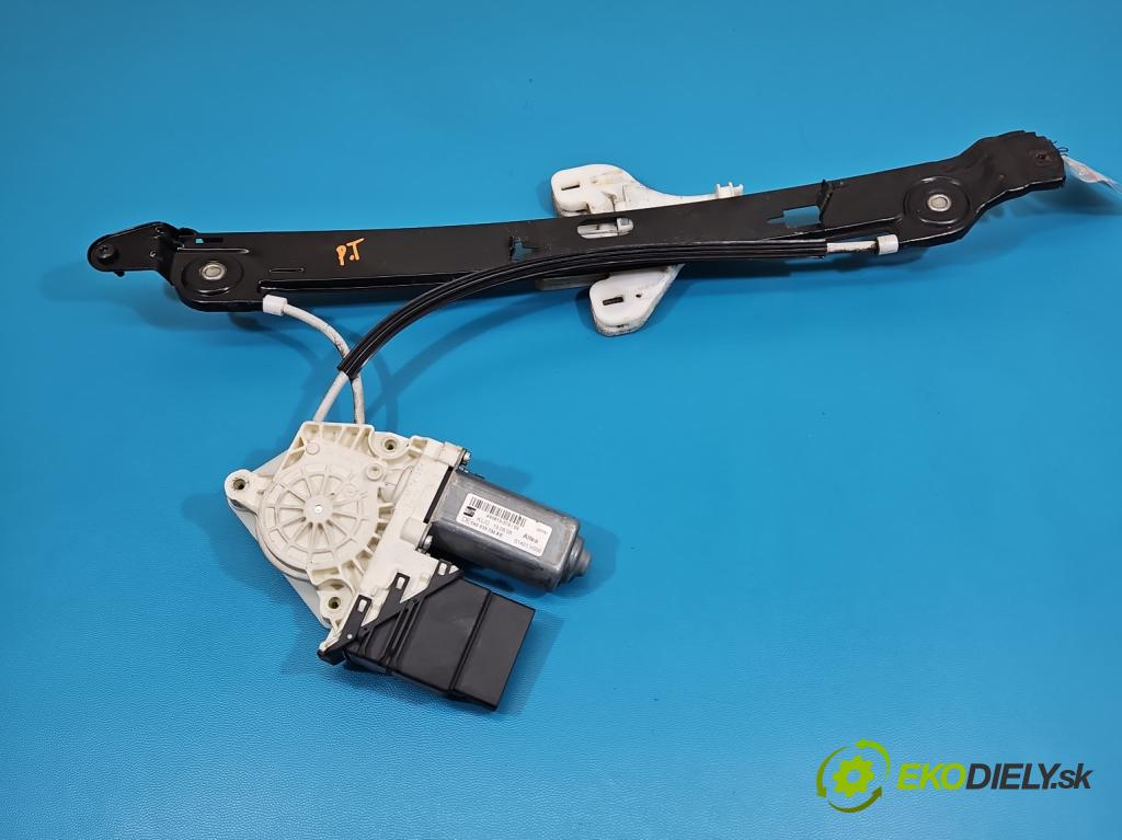 Seat Altea 1.9 tdi BXE 105 HP manual 77 kW 1896 cm3 5- mechanizmus okna zadné pravý