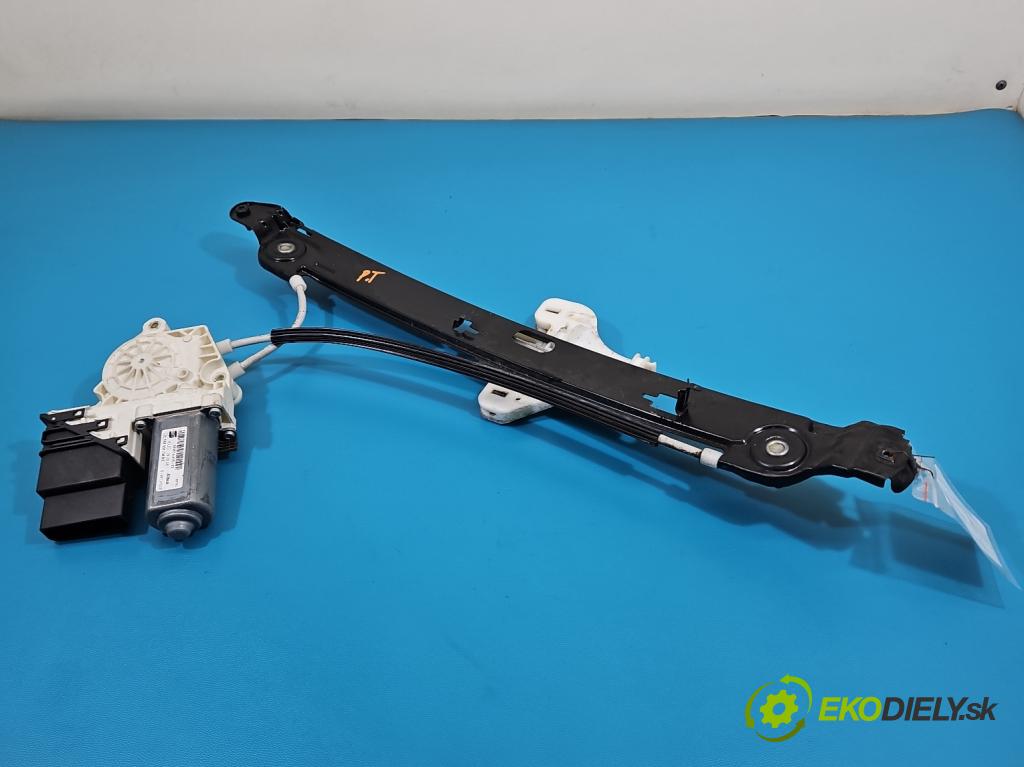 Seat Altea 1.9 tdi BXE 105 HP manual 77 kW 1896 cm3 5- mechanizmus okna zadné pravý 