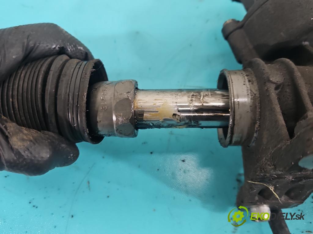 Seat Altea 1.9 tdi (BXE) 105 hp manual 77 kW 1896 cm3 5- řízení volant 1K1423051CN