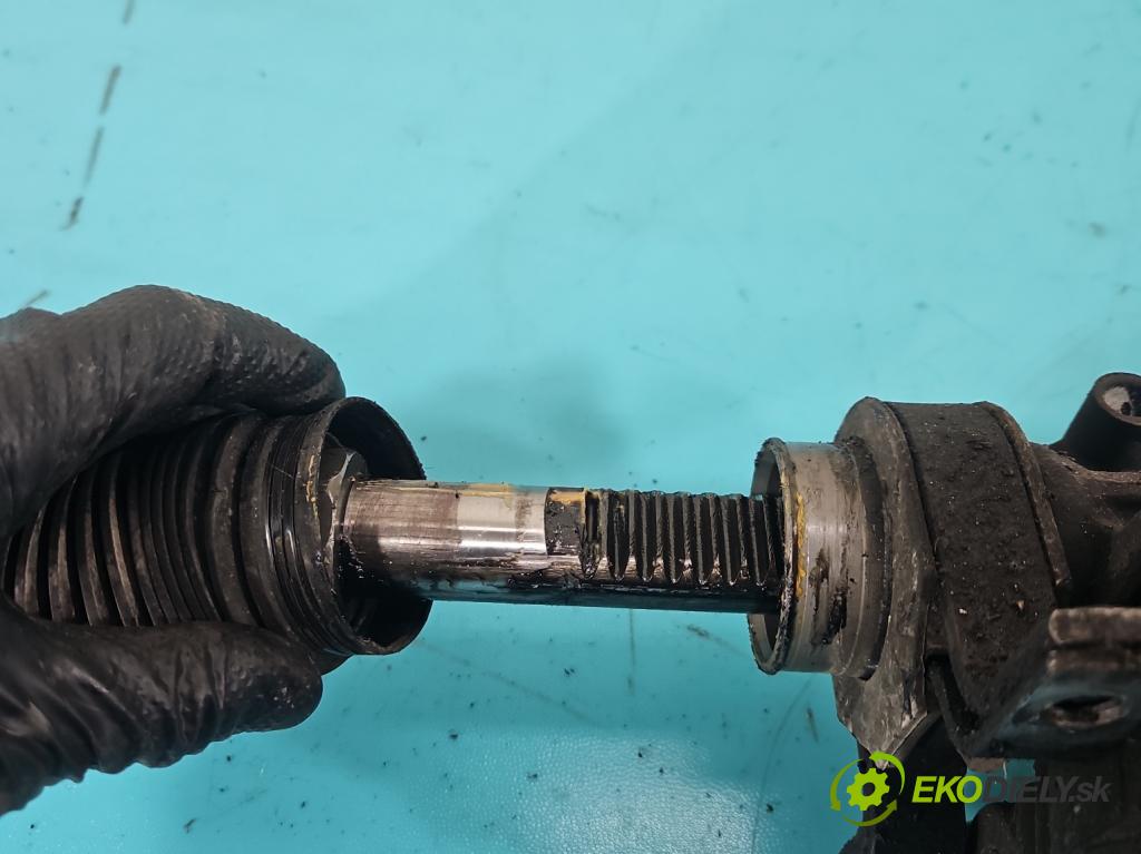 Seat Altea 1.9 tdi (BXE) 105 hp manual 77 kW 1896 cm3 5- řízení volant 1K1423051CN