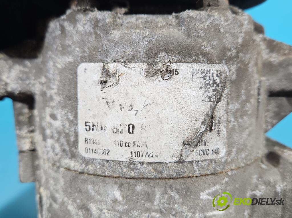 Seat Altea 1.9 tdi (BXE) 105 hp manual 77 kW 1896 cm3 5- Kompresor: klíma  (Kompresor klimatizace)