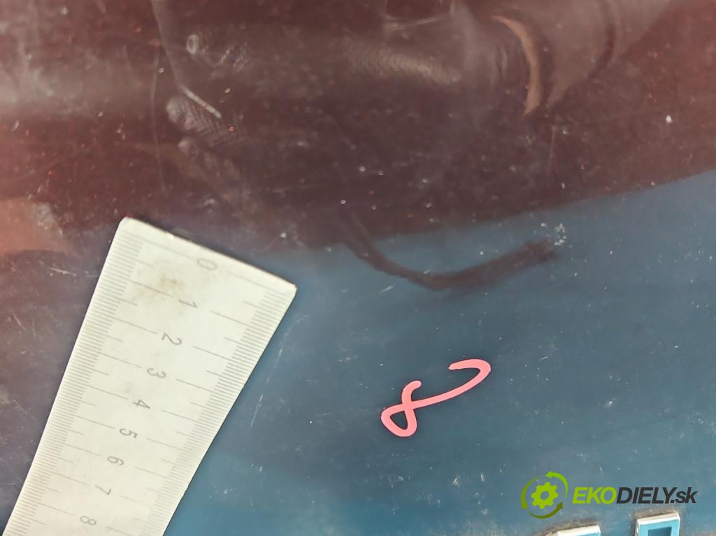 Seat Altea 1.9 tdi (BXE) 105 hp manual 77 kW 1896 cm3 5- zadní kufrové dveře  (Zadní kapota (kufr))