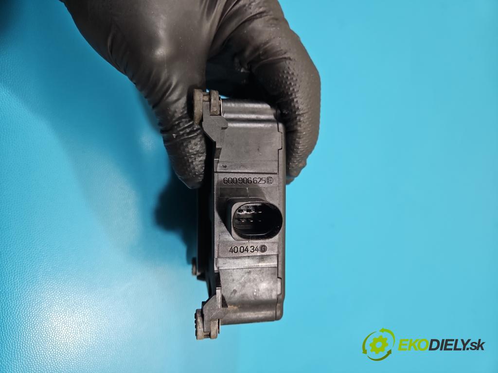 Seat Altea 1.9 tdi (BXE) 105 HP manual 77 kW 1896 cm3 5- ventil magnetické: 6Q0906625E (Ventil ostatné)