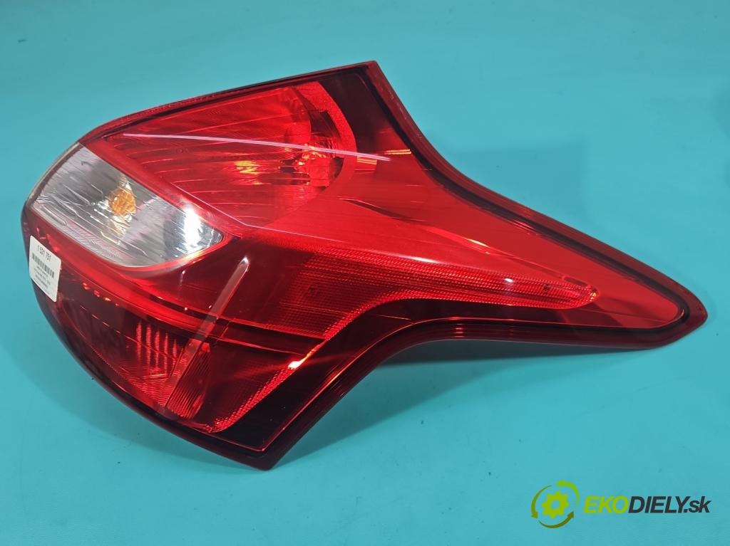 Ford Focus Mk3 2010-2018 1.6 16v 105 HP manual 77 kW 1596 cm3 5- svetlo / reflektor zadné pravé BM51-13404-AG (Kľučka dverí ostatné)