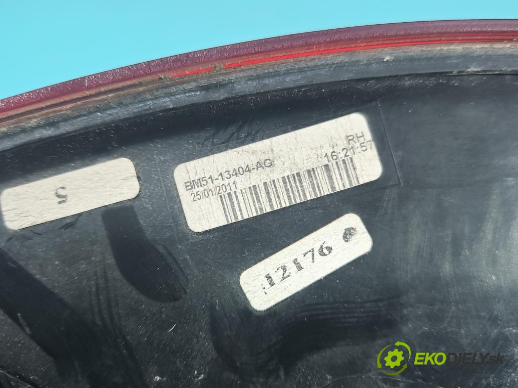 Ford Focus Mk3 2010-2018 1.6 16v 105 HP manual 77 kW 1596 cm3 5- svetlo / reflektor zadné pravé BM51-13404-AG (Kľučka dverí ostatné)