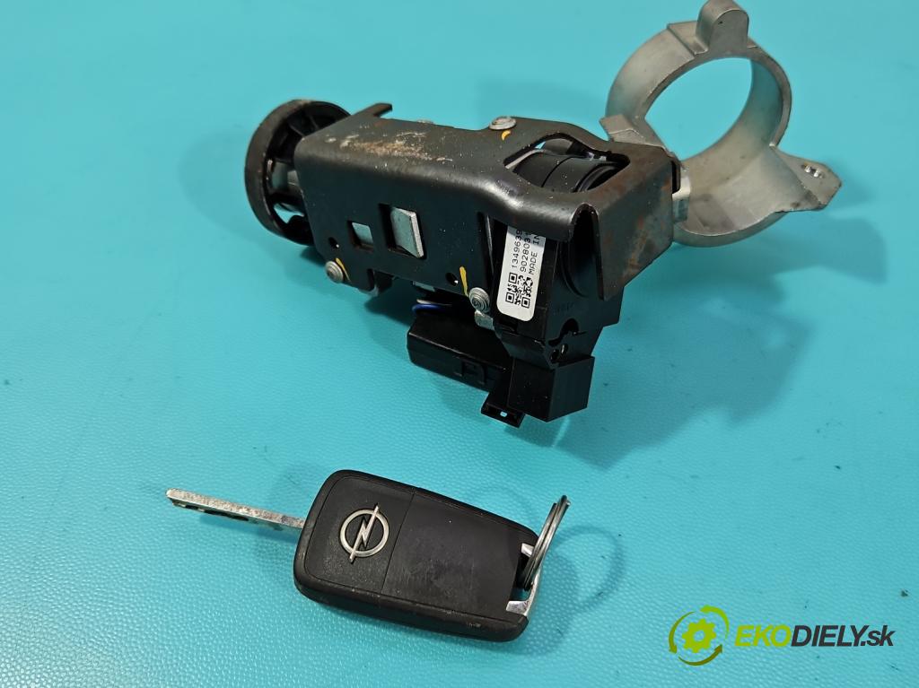 Opel Corsa E 2014-2019 1.4 16V 90 HP manual 66 kW 1398 cm3 5- riadiaca jednotka motora 12679197