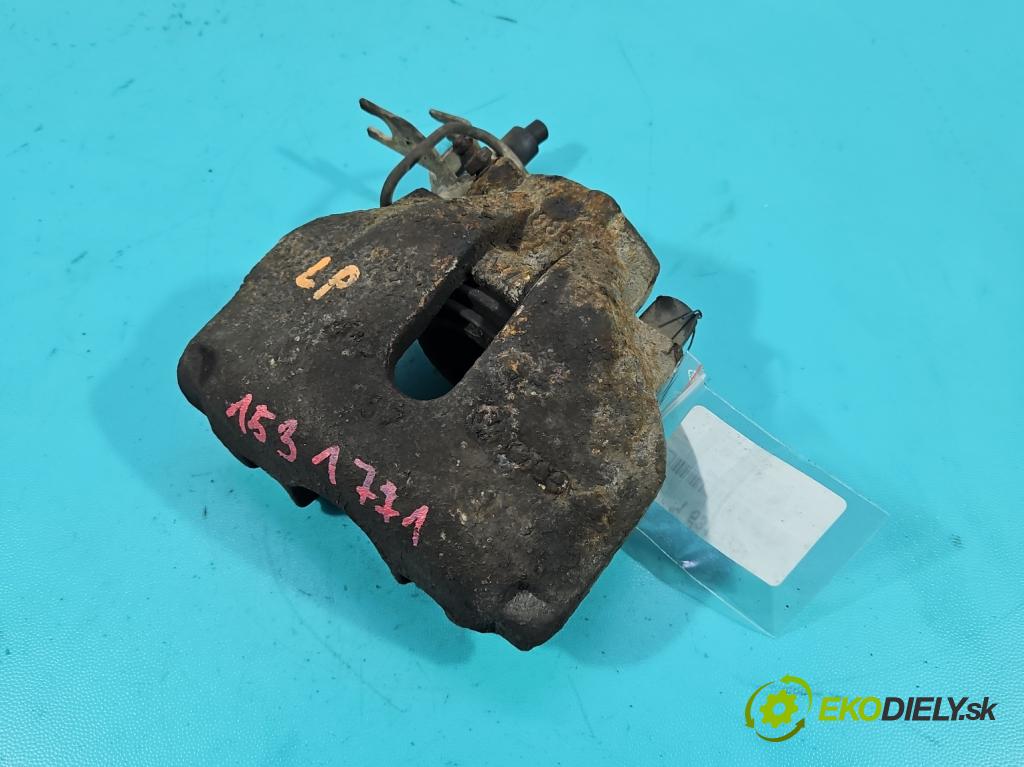 Audi A4 B6 2000-2004 1.9 tdi 131 HP manual 96 kW 1896 cm3 5- brzdič predné ľavý  (Kľučka dverí ostatné)