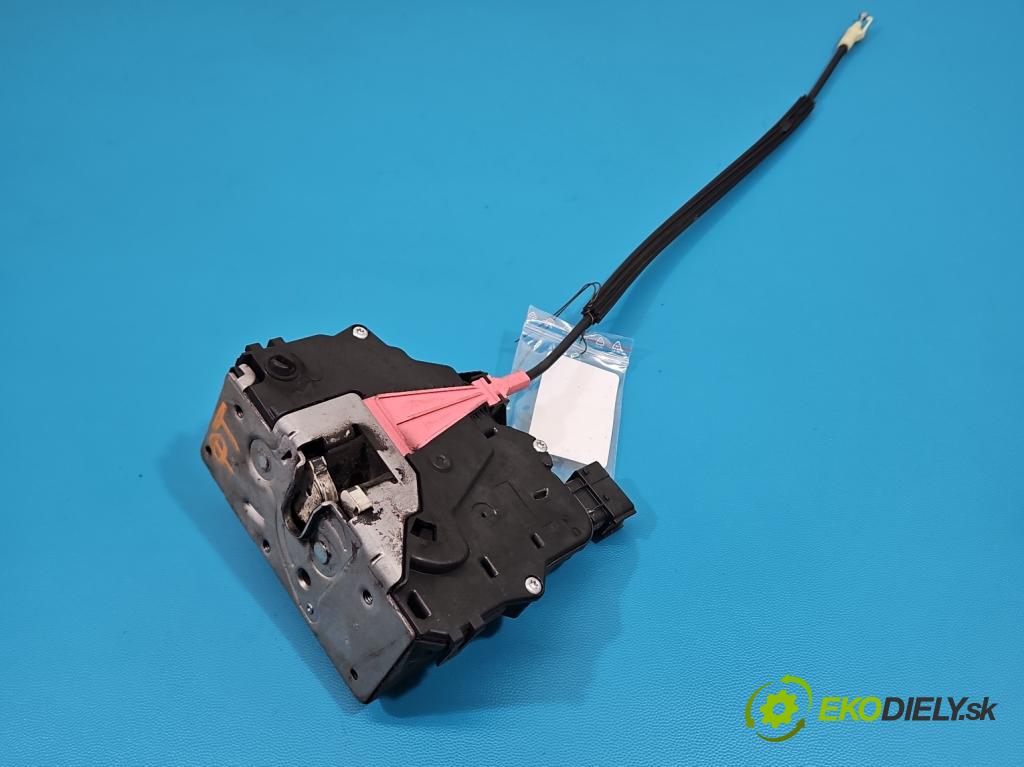 Opel Corsa E 2014-2019 1.4 16V 90 HP manual 66 kW 1398 cm3 5- zámok zadné pravý 13431845