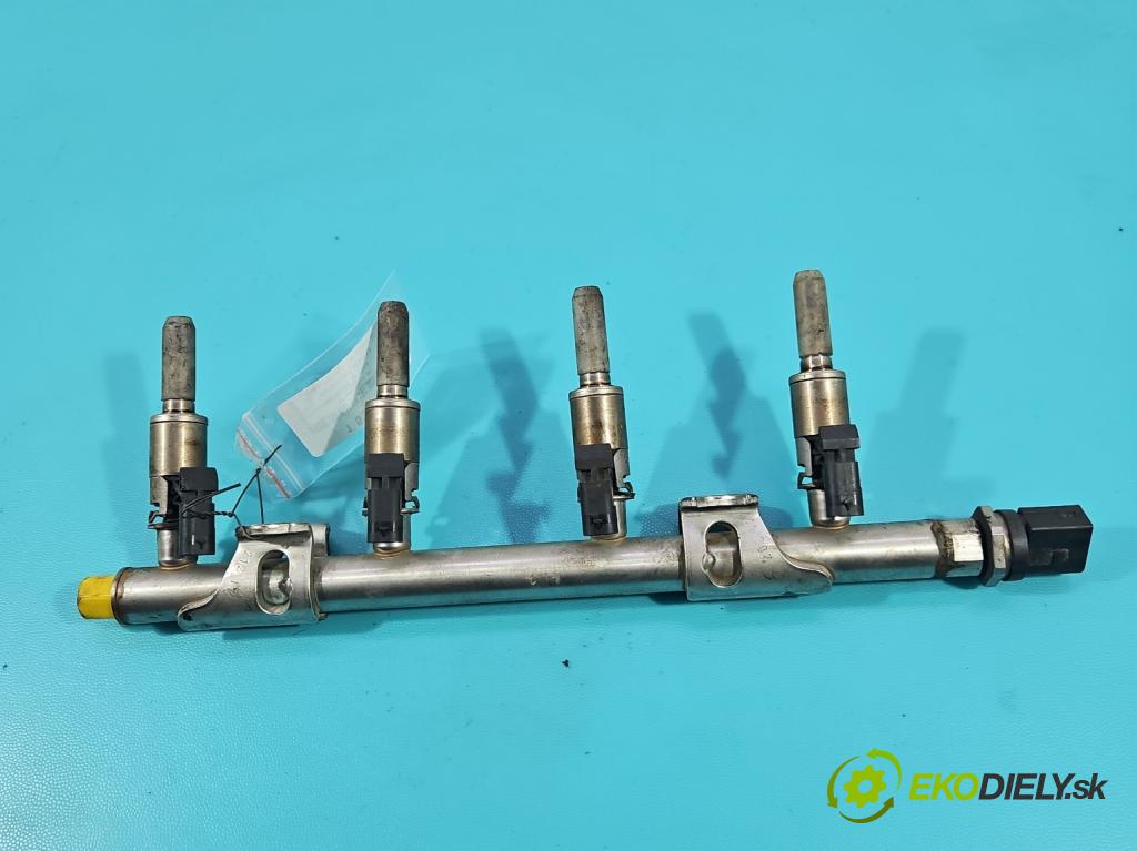 Vw Passat B8 2014 - 1.4 tsi 125 HP manual 92 kW 1395 cm3 4- vstrek 0261500477 (Vstrekovač paliva)