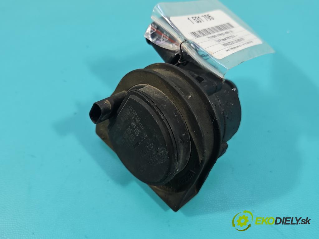 Vw Passat B8 2014 - 1.4 tsi 125 hp manual 92 kW 1395 cm3 4- čerpadlo oběh: vody 5G0965567A