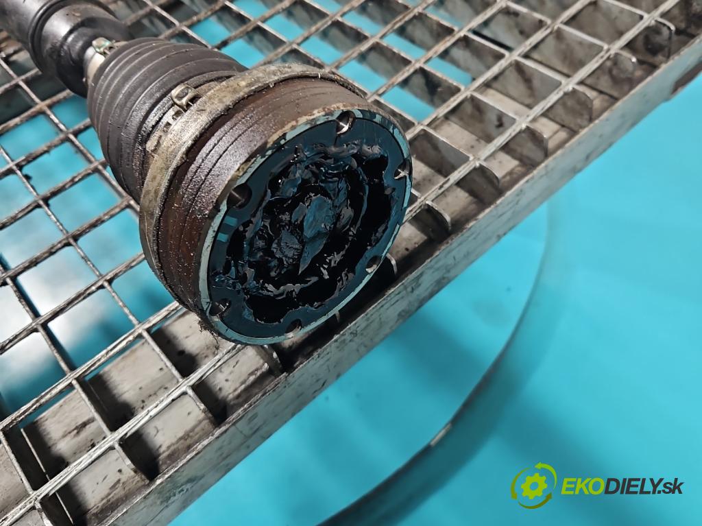 Vw Passat B8 2014 - 1.4 tsi 125 HP manual 92 kW 1395 cm3 4- poloos predné pravé 3Q0407272BN