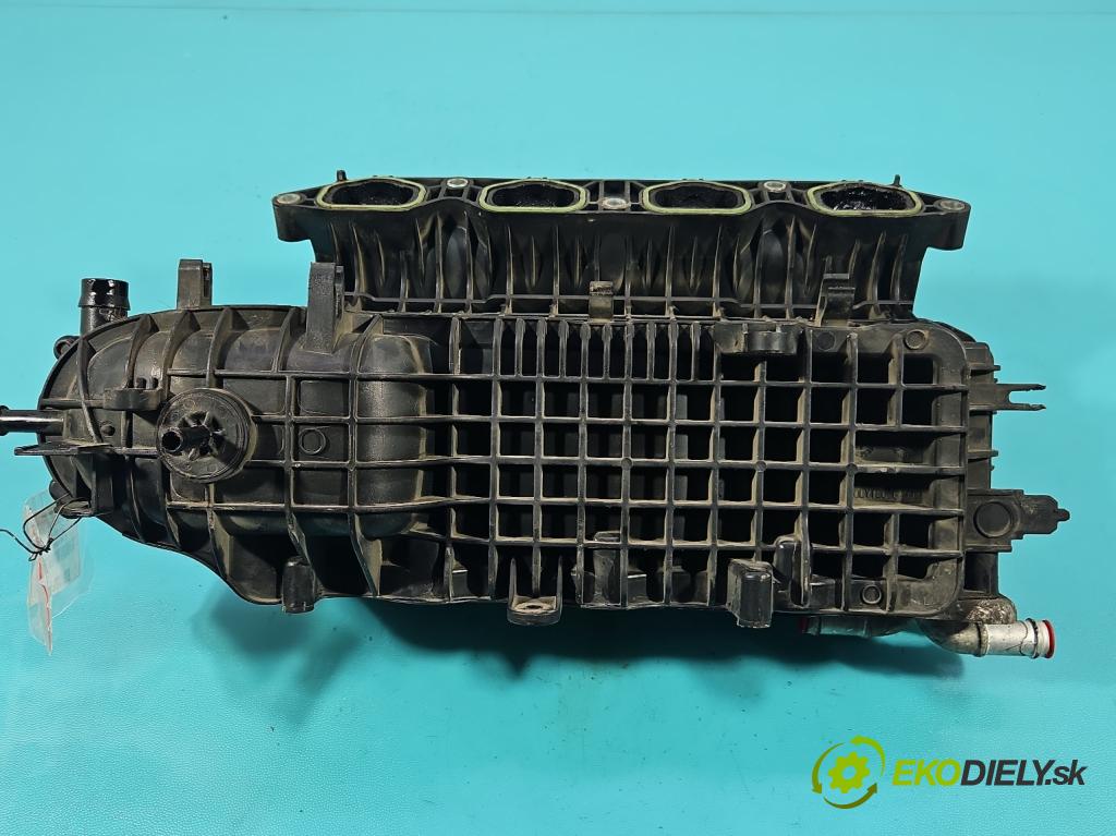 Vw Passat B8 2014 - 1.4 tsi 125 HP manual 92 kW 1395 cm3 4- zvod nasávací 04E145749F (Sacie potrubie)